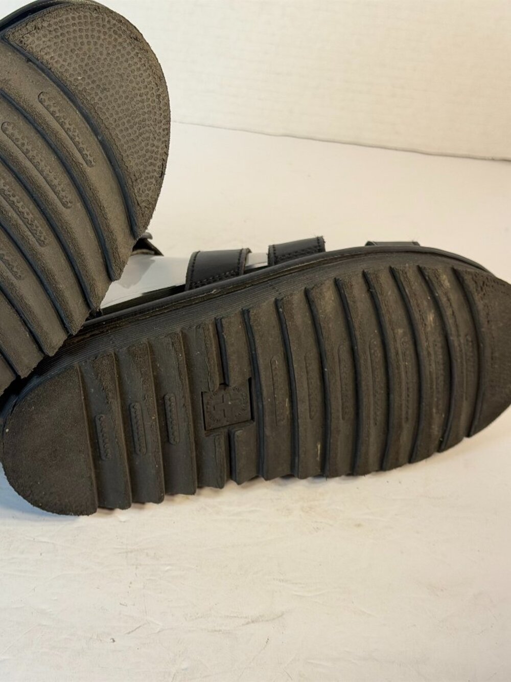 Dr. Martens L-7 Black leather sandals - Picture 14 of 16